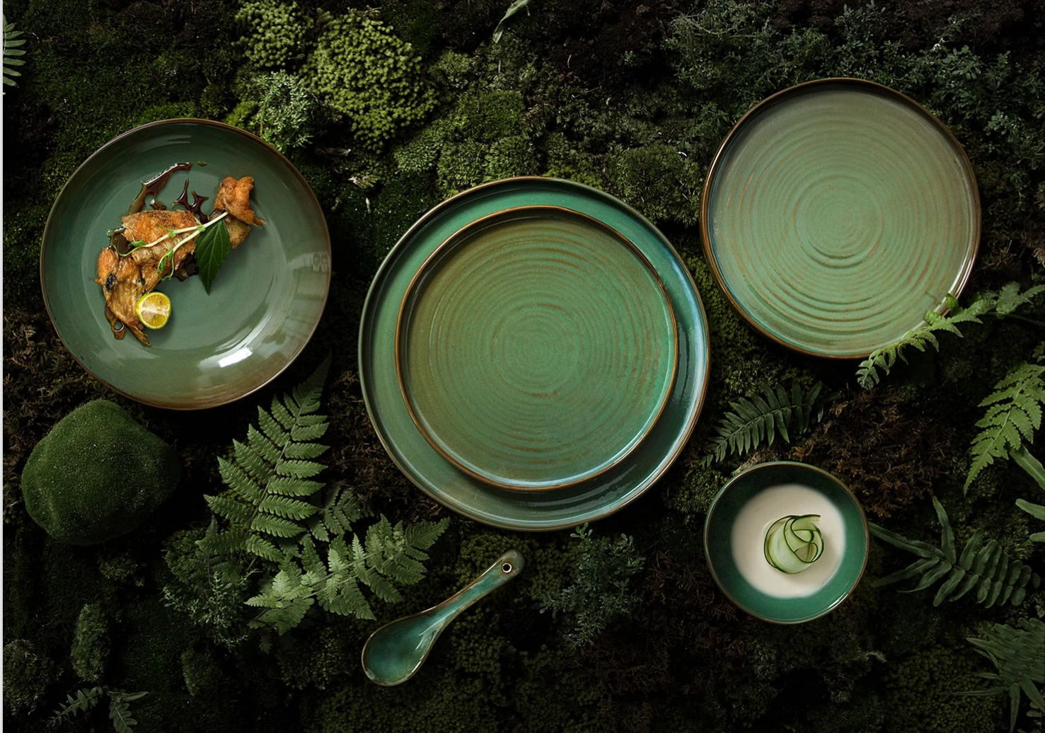 Forest Green Hand-Thrown Swirl Ceramic Tableware Set