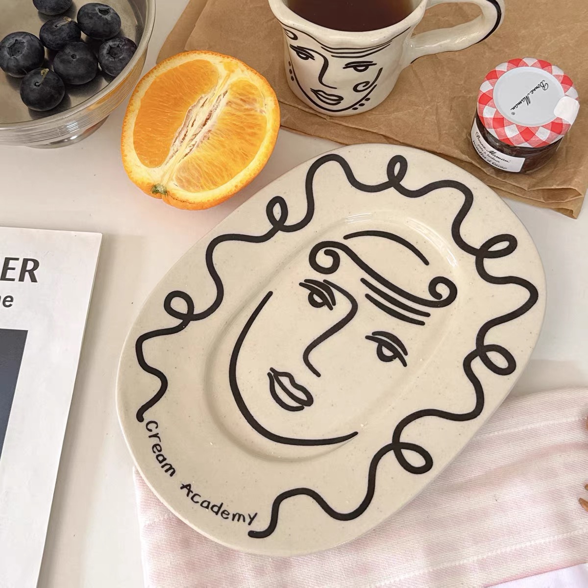 Abstract Line Art Face Ceramic Cup Set - Image 2