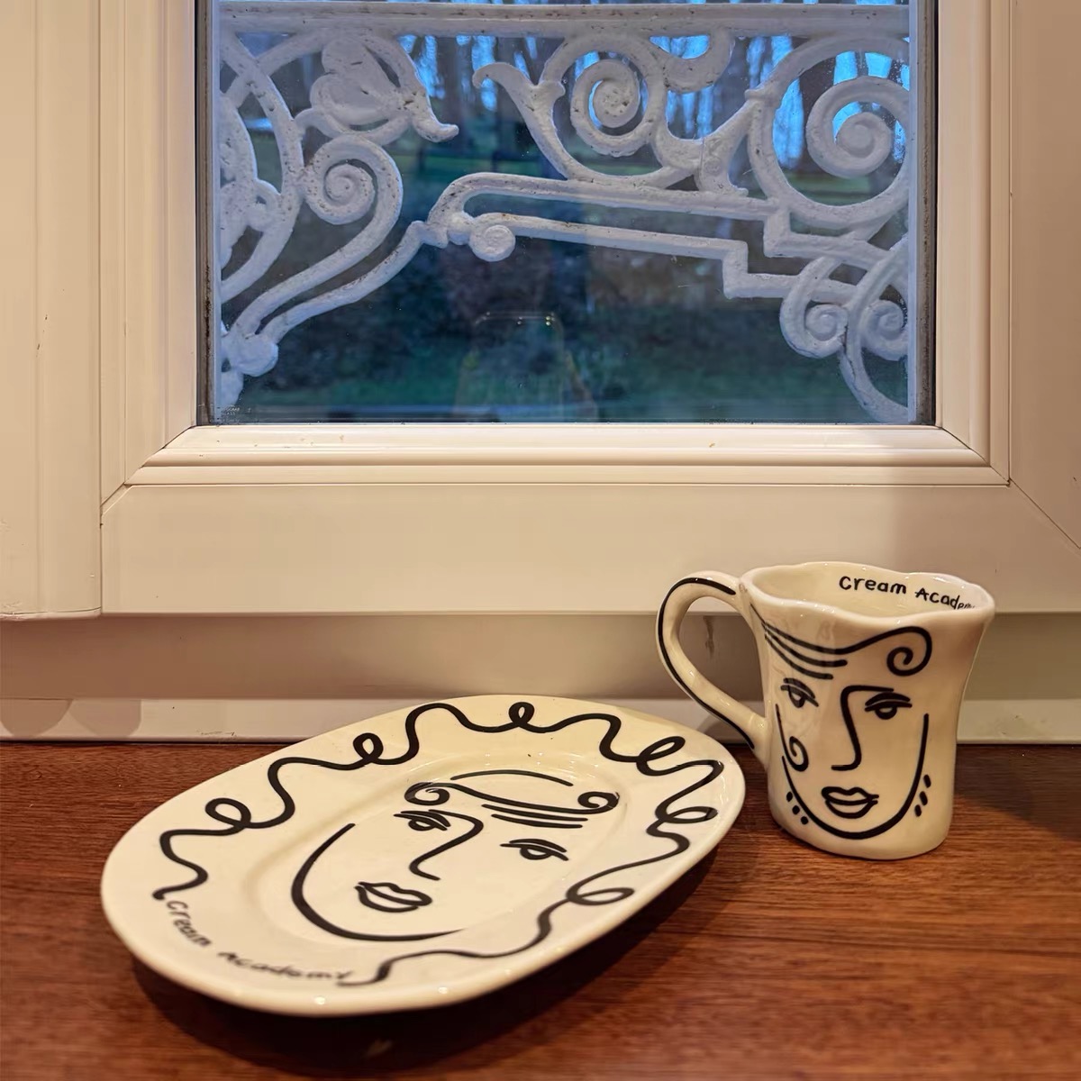 Abstract Line Art Face Ceramic Cup Set - Image 3