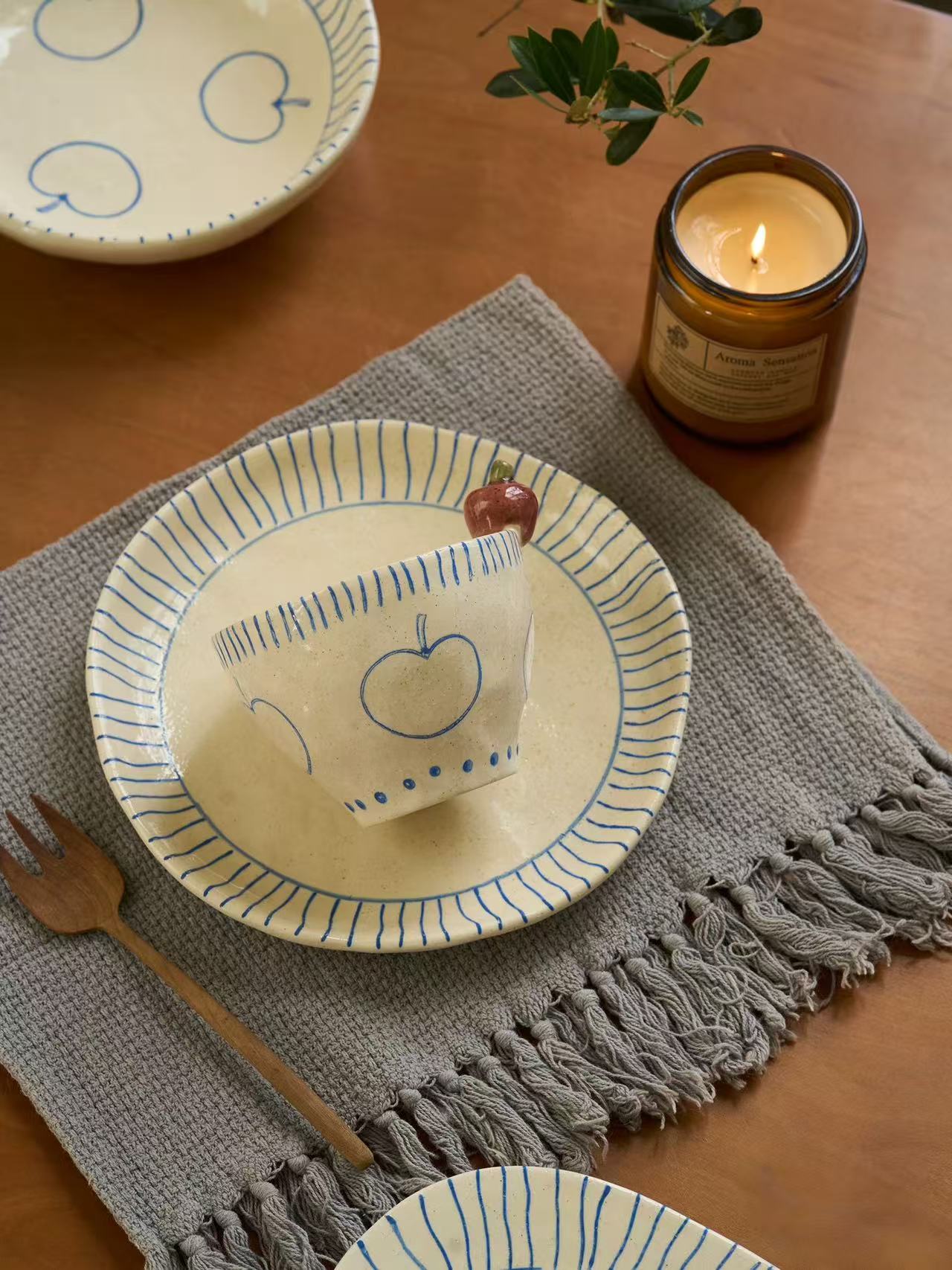 Hand-Drawn Blue Apple Line Ceramic Tableware Set - Image 5