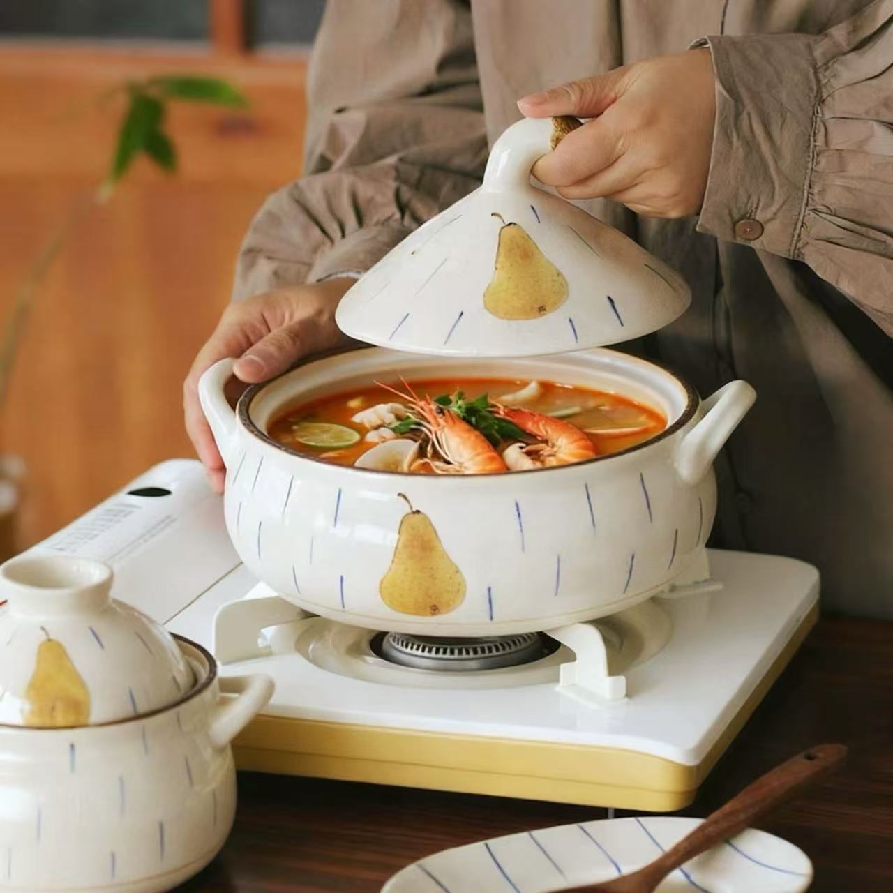 Hand-Drawn Ceramic Casserole Pot Set - Image 2
