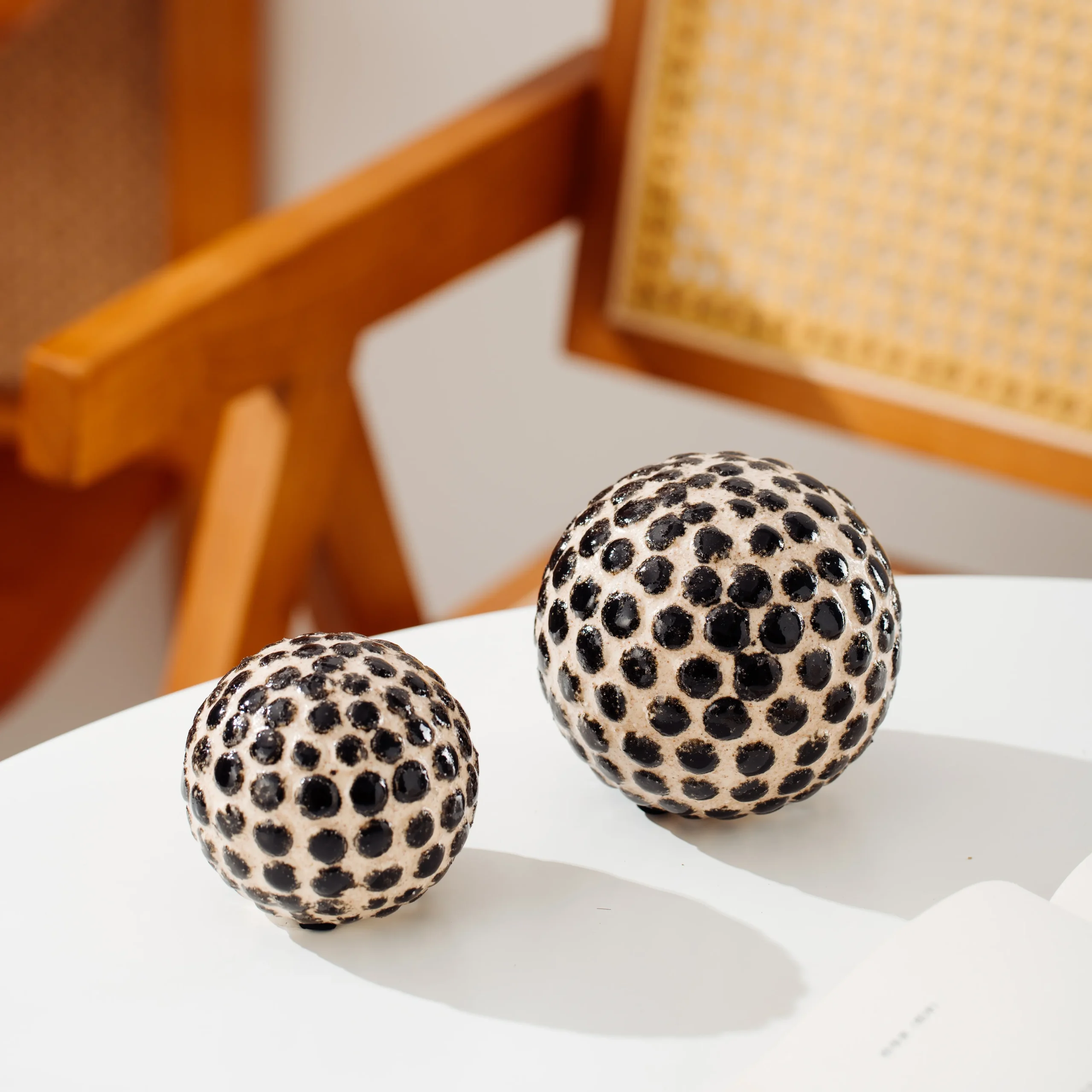 Polka dot ceramic ornaments - Image 2