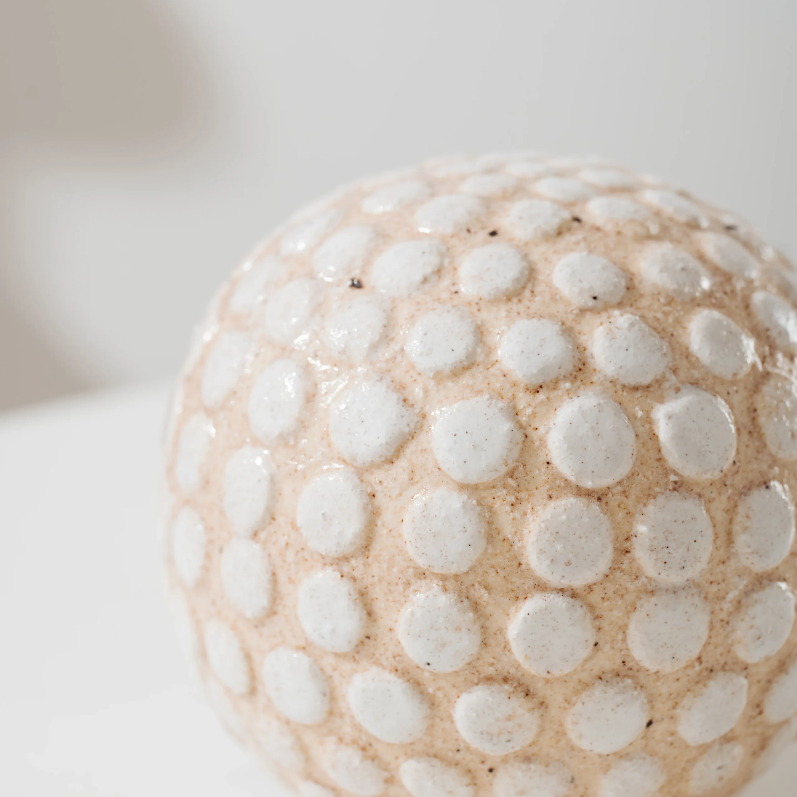 Polka dot ceramic ornaments - Image 3