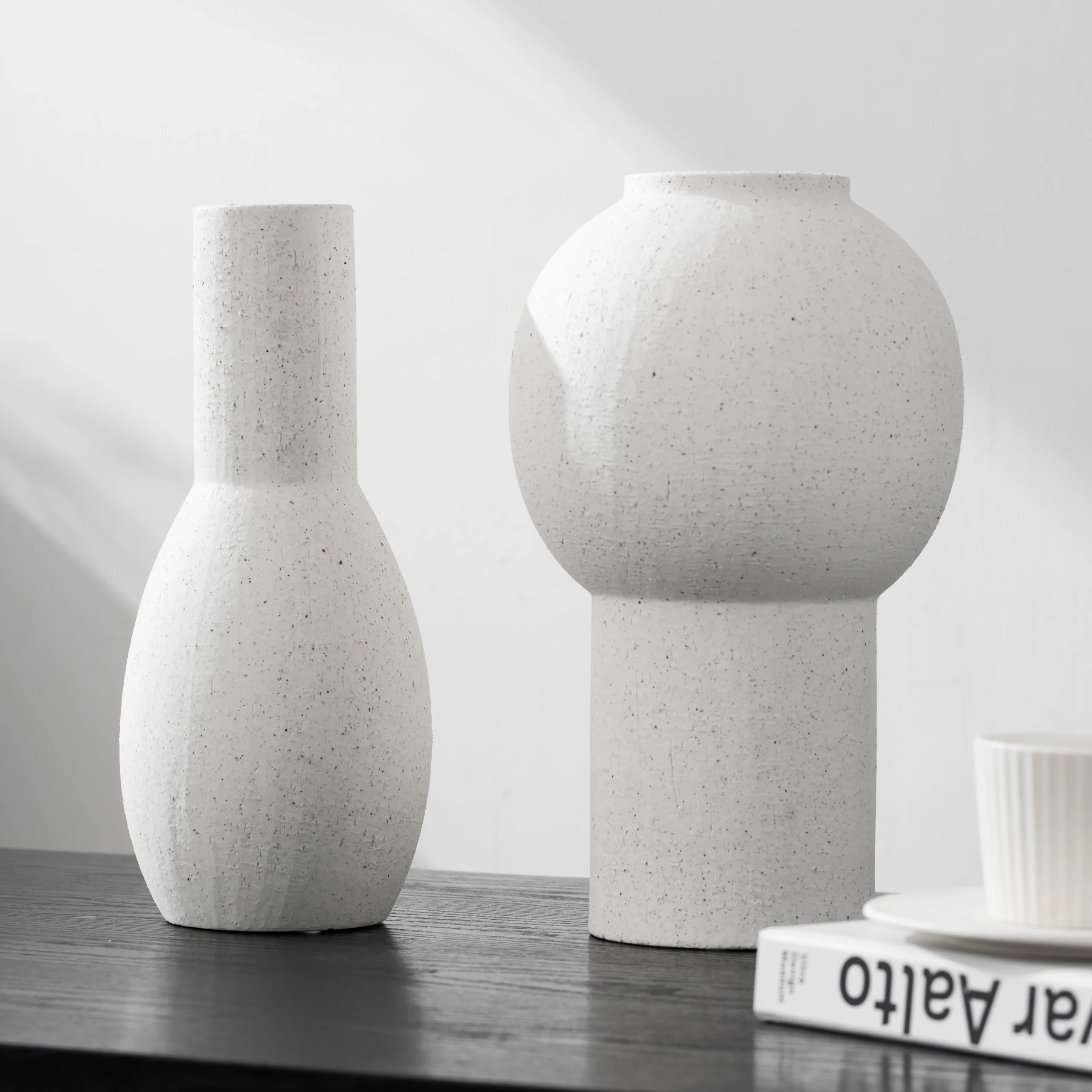 White sand vase - Image 5