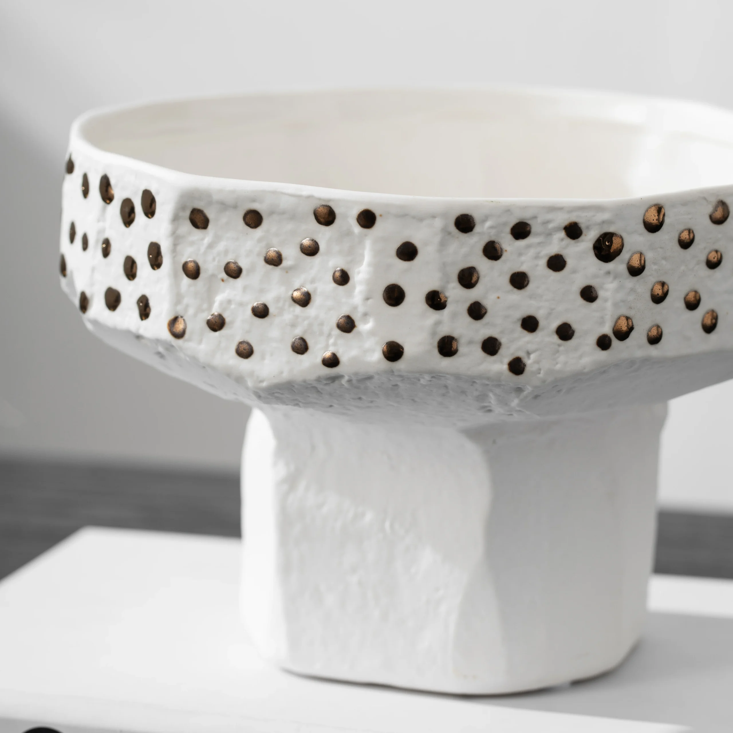 Minimalist style ceramic dot electroplated hand-painted wide-mouth vase - Image 3