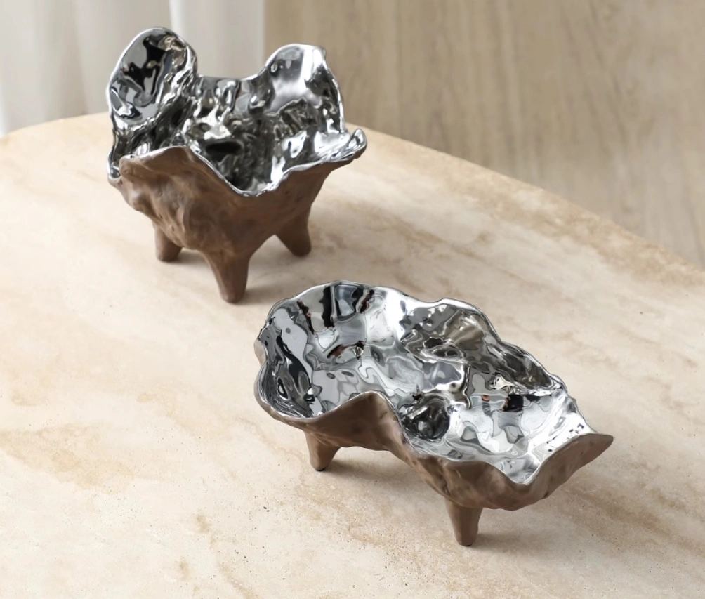 Simple and creative irregular electroplated ceramic fruit bowl, living room showroom storage fruit plate, coffee table, soft decoration ornament. - Image 3